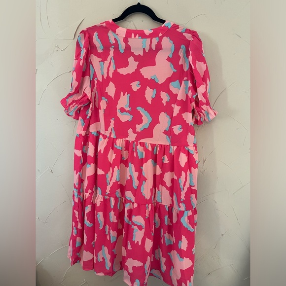 Pink tiered animal print dress - Picture 2 of 2